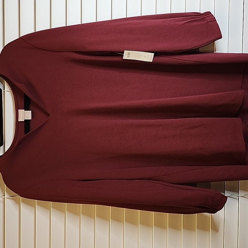 NWT Chico’s Split V-neck Tunic Top Blouse- Size 2, Large Cranberry